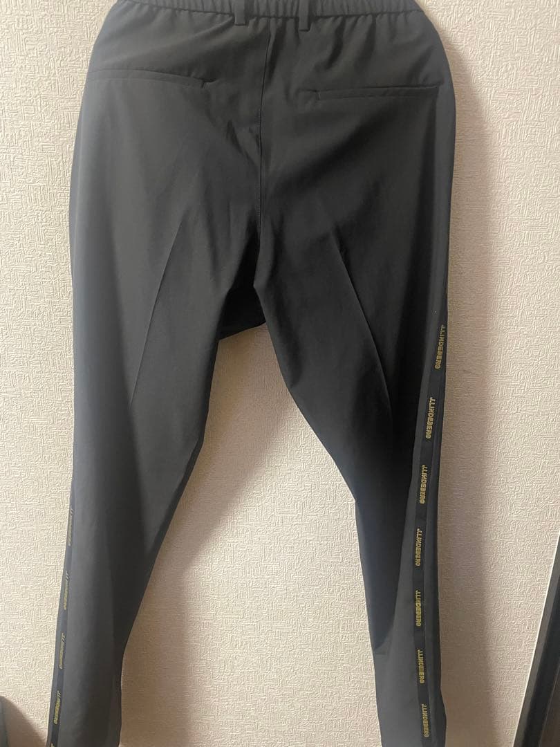 ジェイリンドバーグ　パンツ