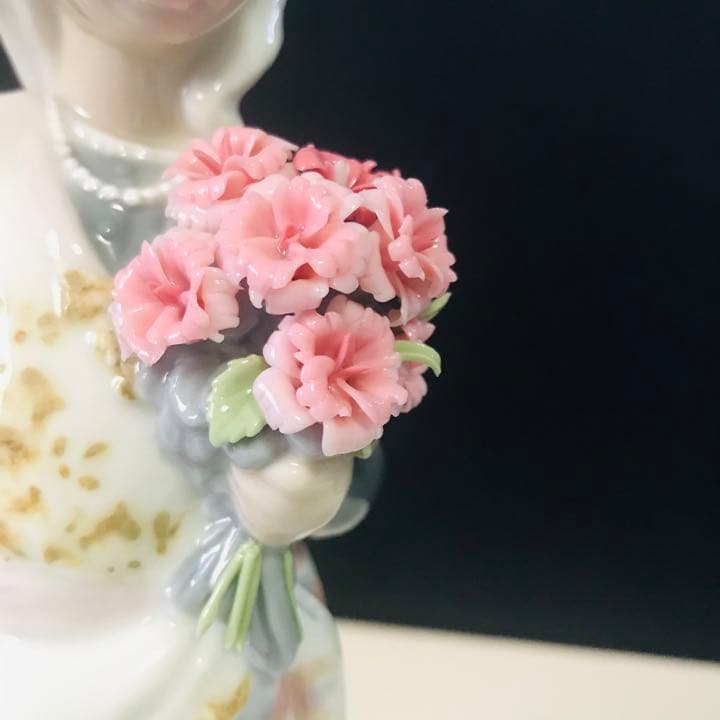 リヤドロ バレンシアの少女　ブーケ