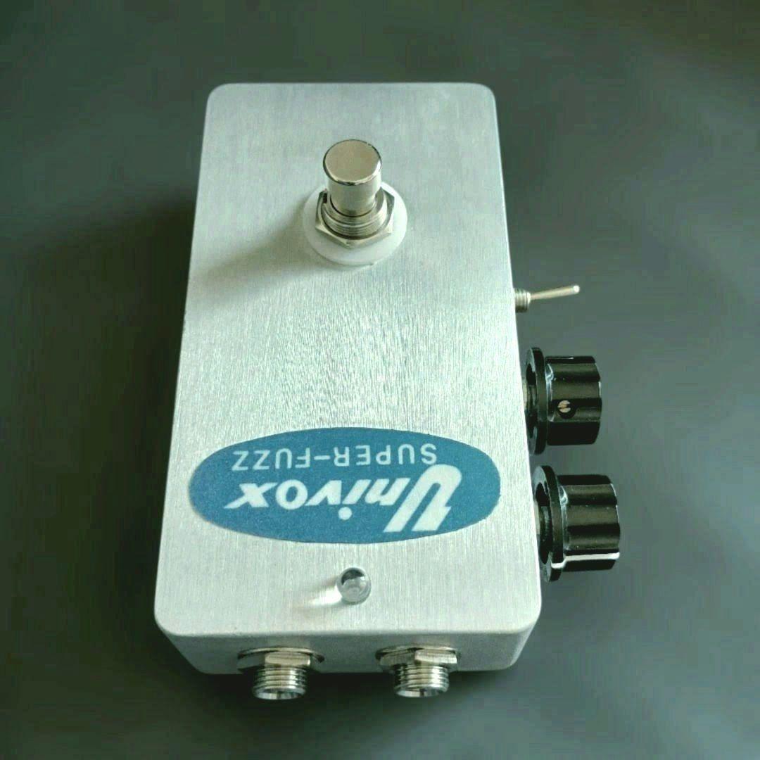 Univox Super-Fuzz コンパクトなハンドメイドクローン FY-6