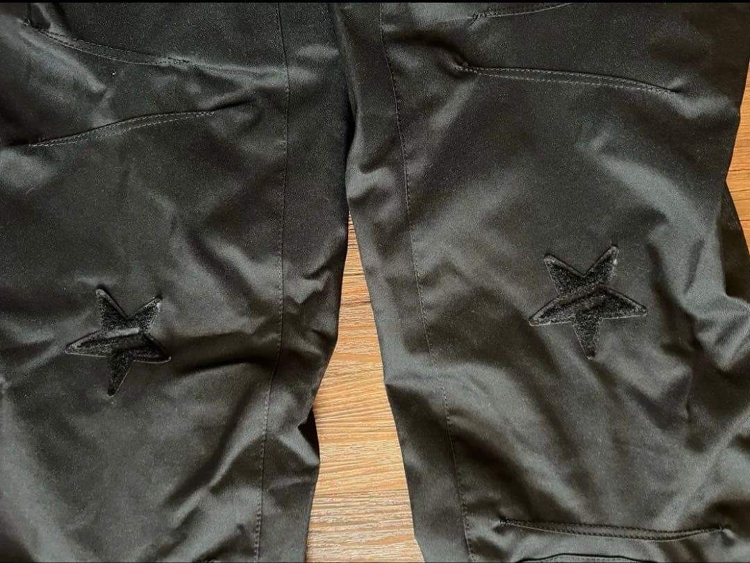 DESCENTE デサント　スノーボードウェア パンツ 黒