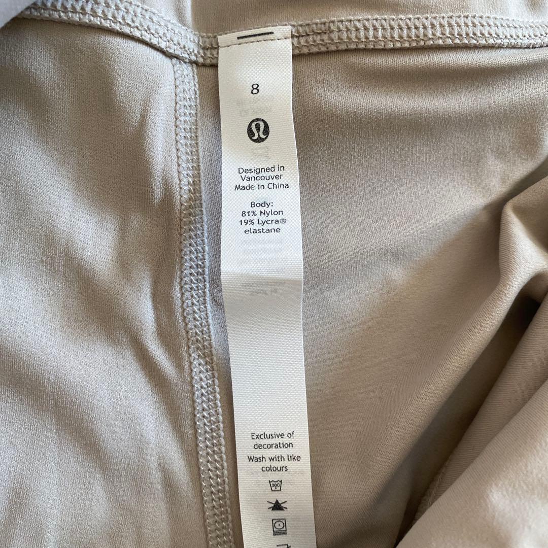 新品タグ付　ルルレモン　Align HR Pant 25\" サイズ8