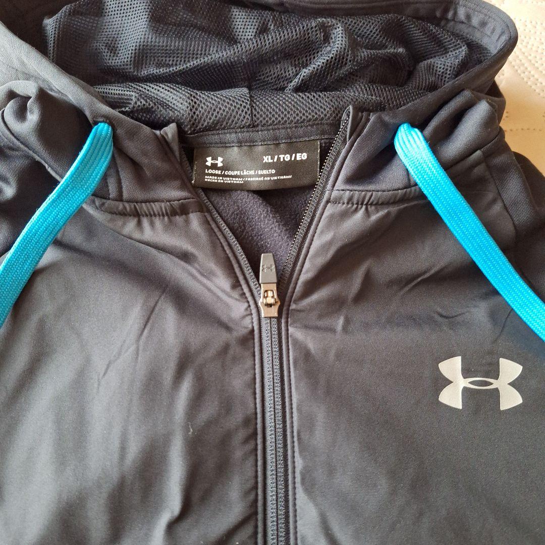 Under Armour ジャージ上下セット ブラック. XL XXL