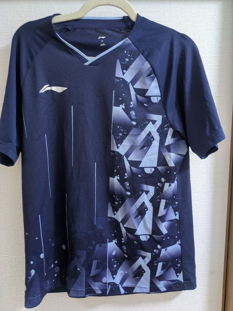 LI-NING バドミントンウェアセット　まとめ売り