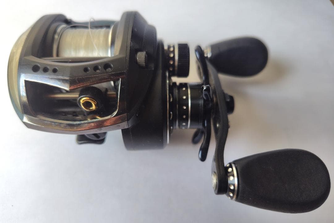 アブガルシア　Abu Garcia REVO MGX-L 左巻
