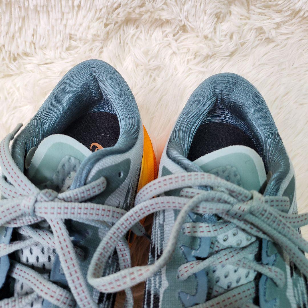 【美品】asics アシックス　ノヴァブラスト3 メンズ　26.0cm