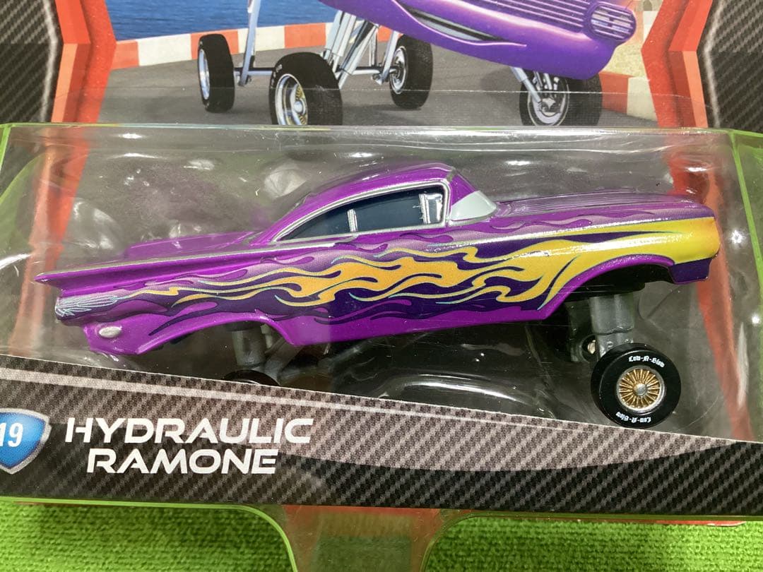 ディズニーカーズ マテル新品 ハイドローリック車高アップサスペンション ラモーン