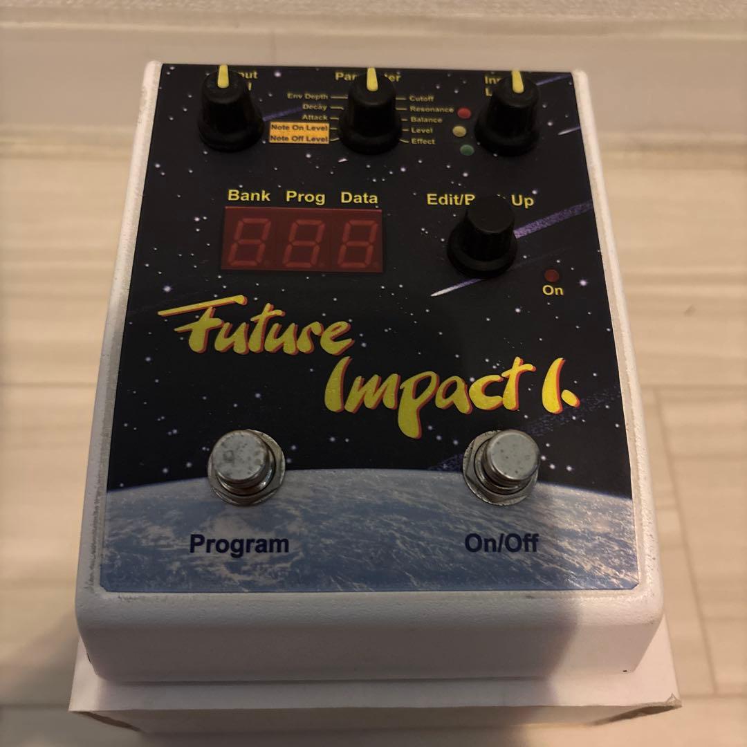 Future Impact 1 ベースギターシンセサイザー