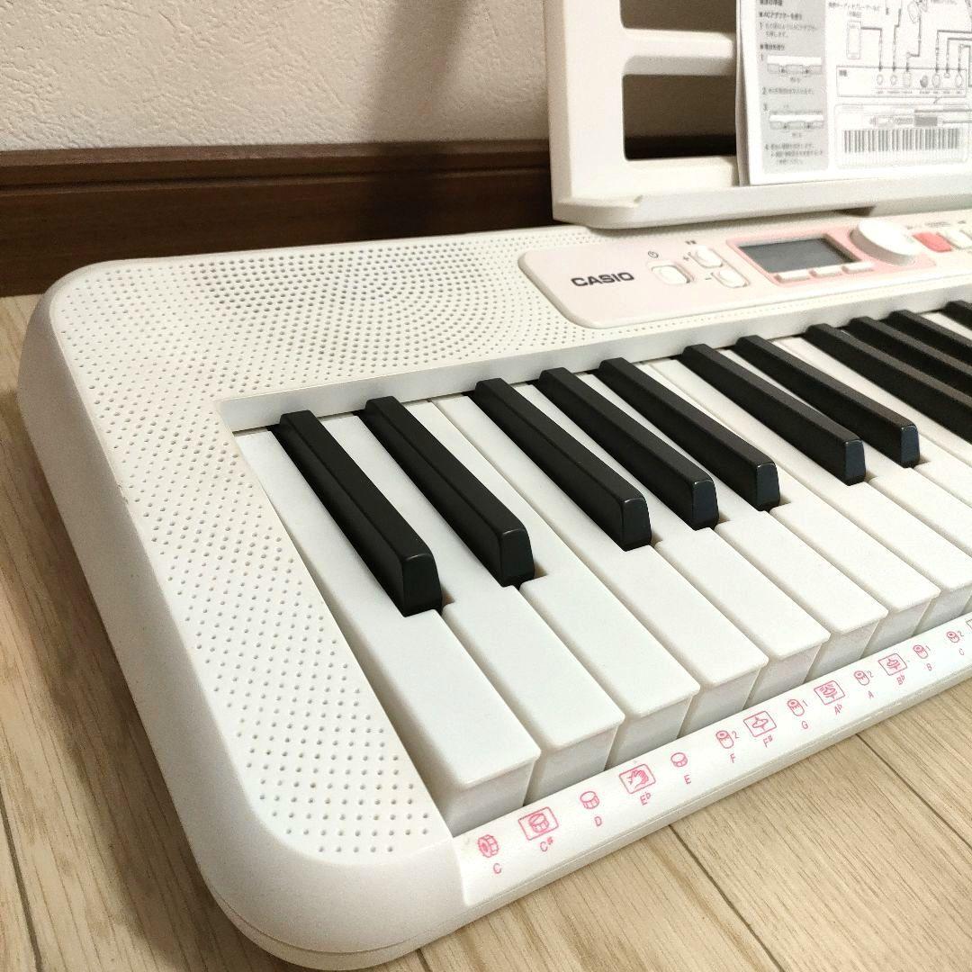 CASIO　カシオ　電子ピアノ【LK-320】光ナビゲーションキーボード
