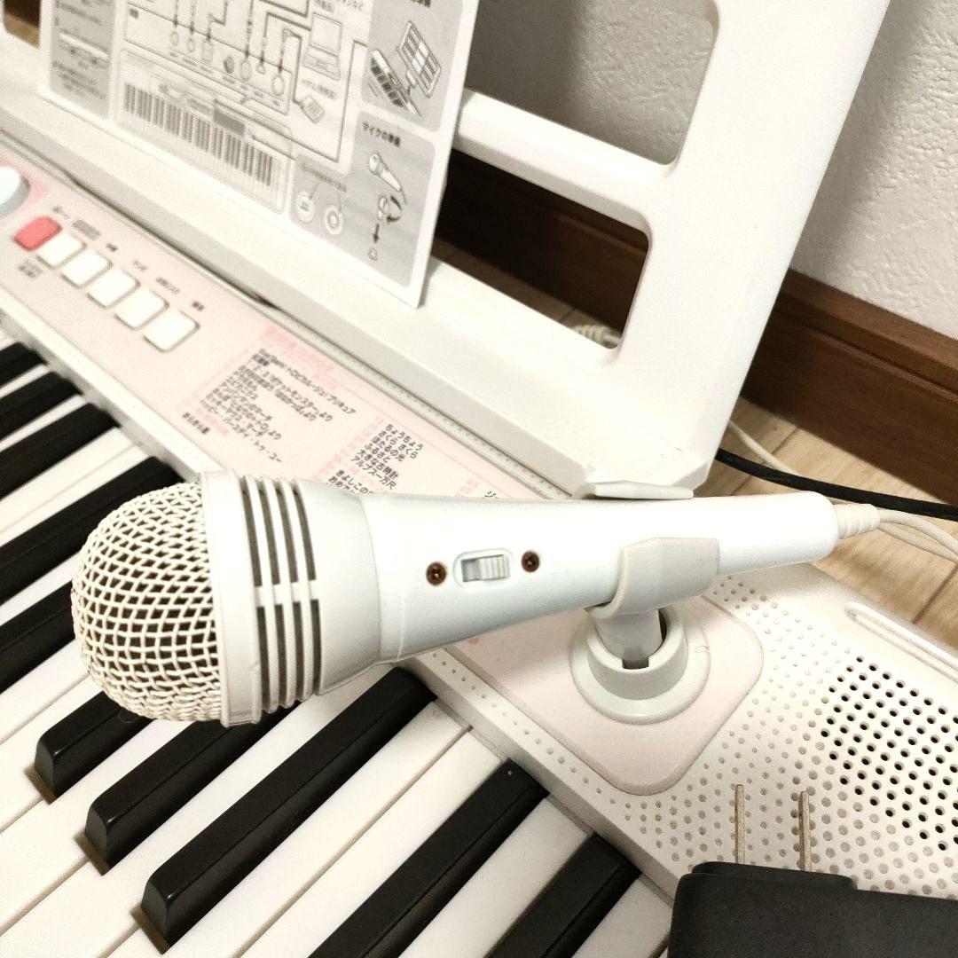 CASIO　カシオ　電子ピアノ【LK-320】光ナビゲーションキーボード