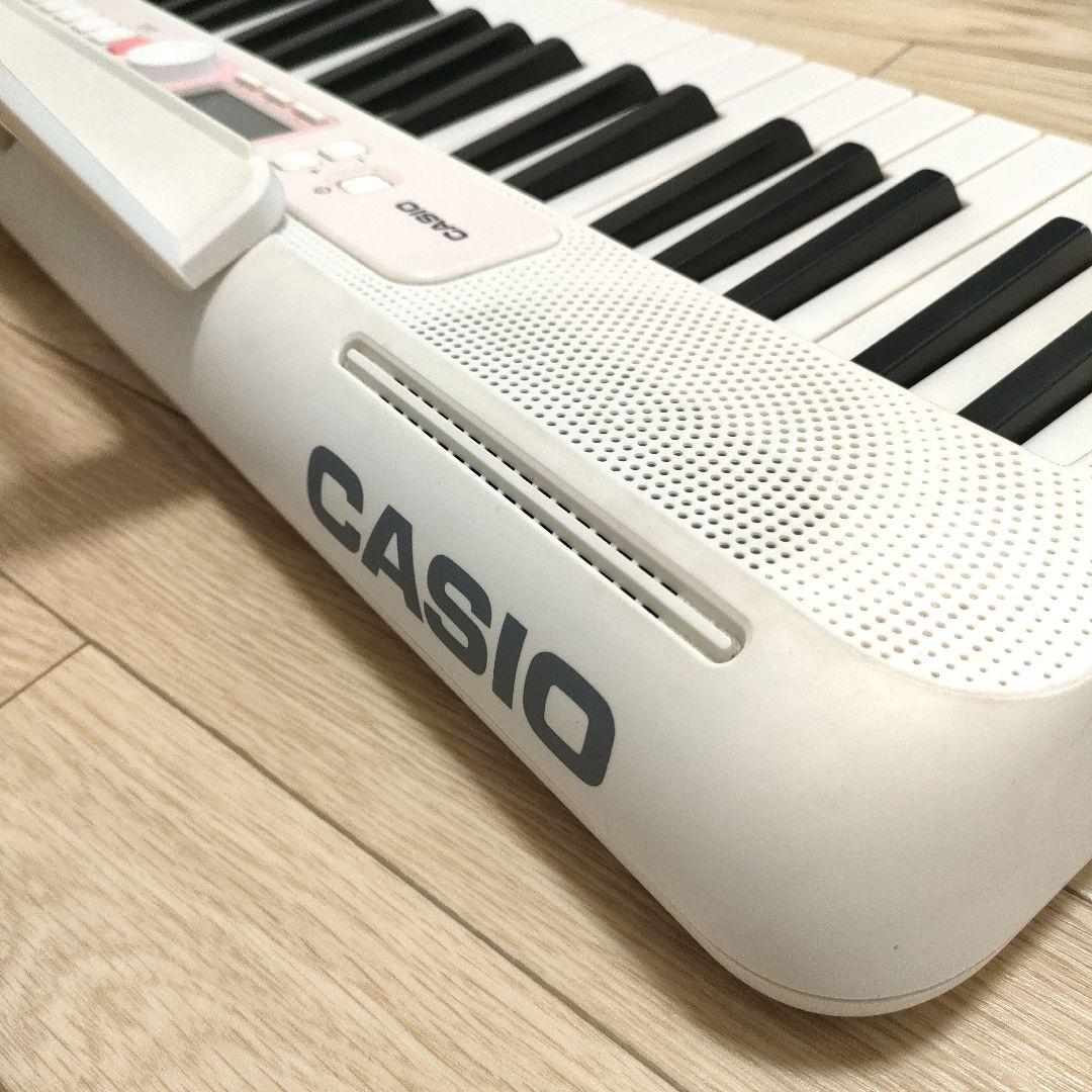 CASIO　カシオ　電子ピアノ【LK-320】光ナビゲーションキーボード