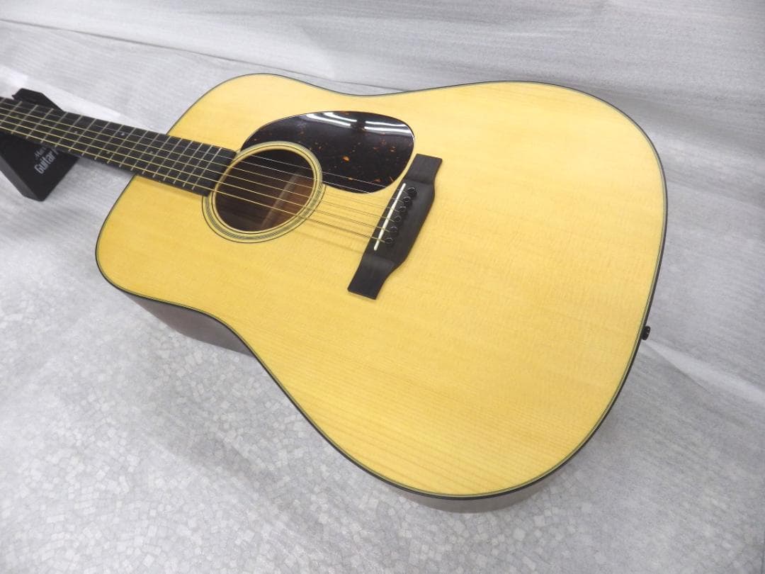 2025年9月購入品　弦高低め　Martin マーチン　D-18　Satin