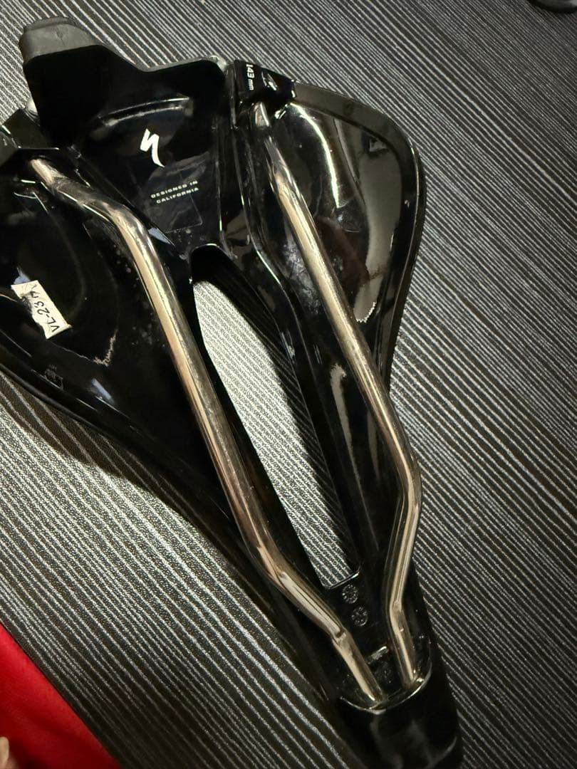 specializedパワーサドル？ 143ミリ