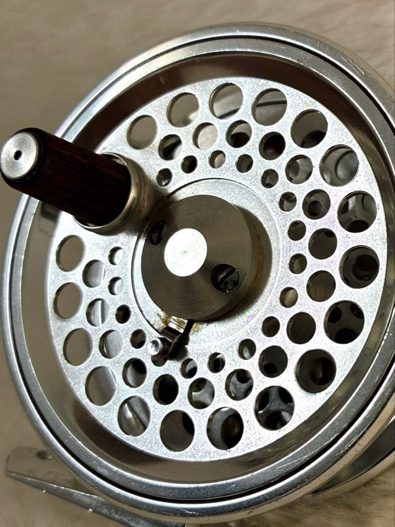 希少 ダイワ ファントム SS-#4 フライリール DAIWA PHANTOM