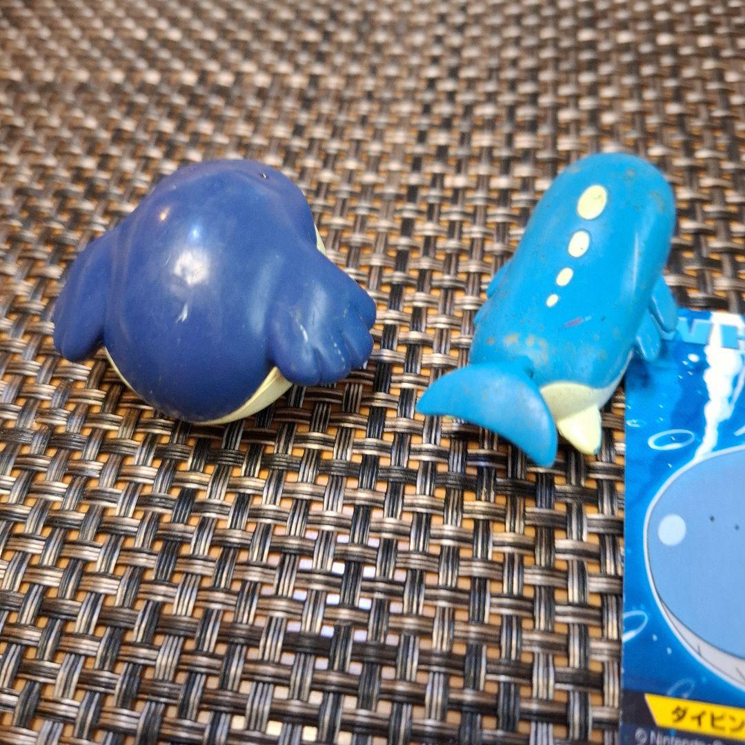 ポケモンフ　モンコレ　ィギュア 　ホエルコ　ホエルオー　指人形ホエルオー　カード