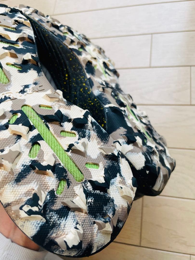 サッカニーエンドルフィンエッジ28cm