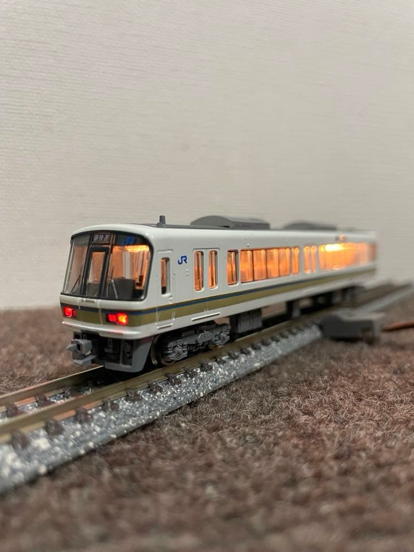 221系基本、増結セット　KATO