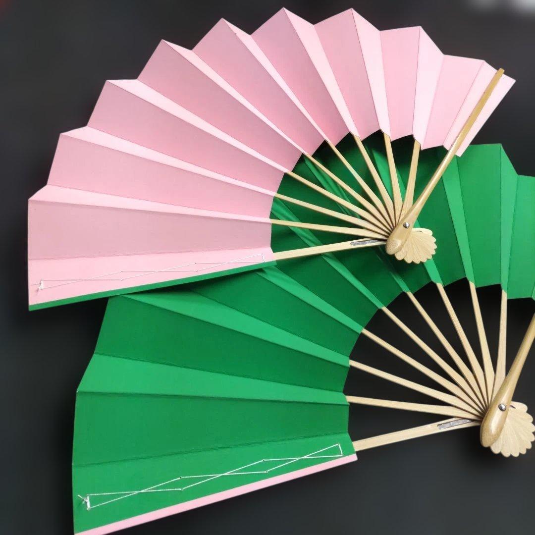 舞扇 (63) 新品未使用 表裏色違い2本セット 美品 扇子 舞台 工芸品