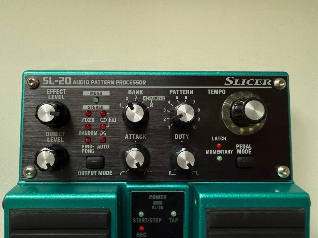 BOSS SL-20 オーディオパターンプロセッサー