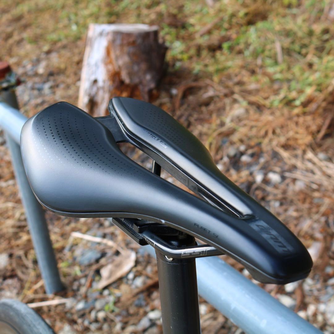 ✨2024年モデル✨GIANT TCR ADVANCED PRO【60万円相当】