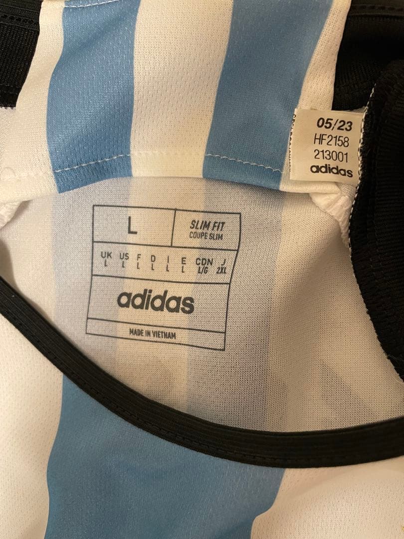 adidas アルゼンチン代表 メッシ 22W杯モデル L