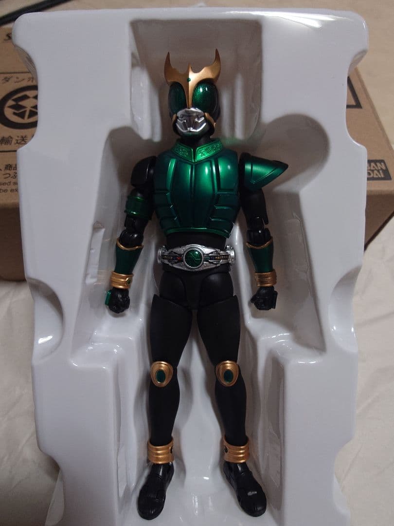 S.H.Figuarts 真骨彫製法 仮面ライダークウガ ペガサスフォーム