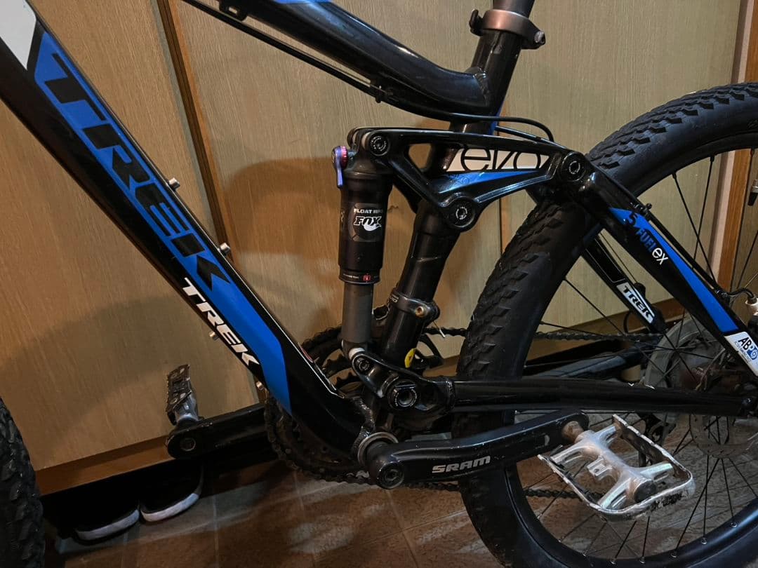 トレック fuel ex5 熊本から