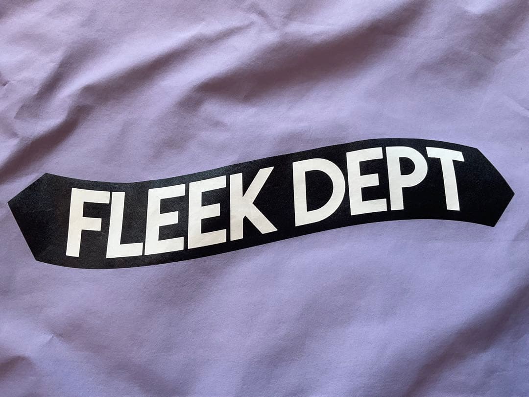 訳あり　AA ダブルエー ウェア FLEEK HOOD JACKET 24-25
