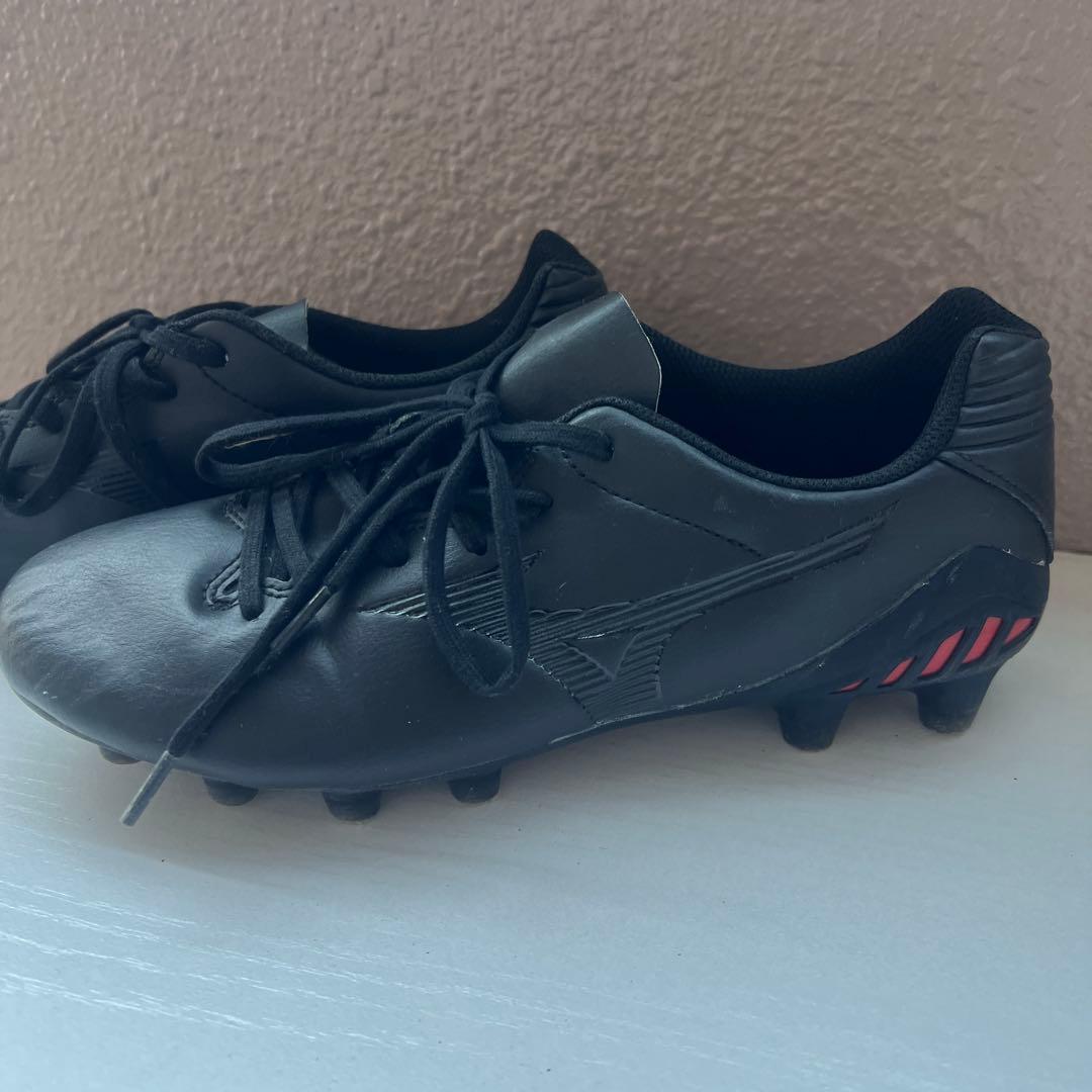 MIZUNO モナルシーダネオ　23.5cm美品
