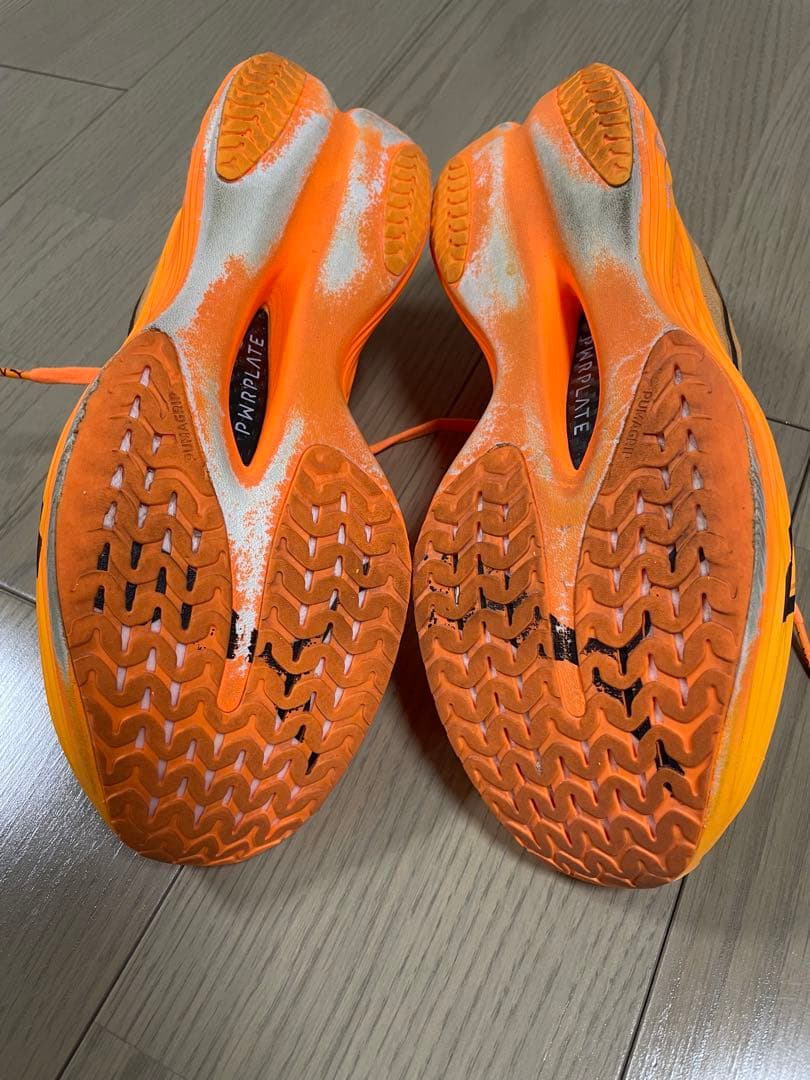 最終価格　プーマ（PUMA）ディヴィエイトニトロエリート3 オレンジ　27センチ