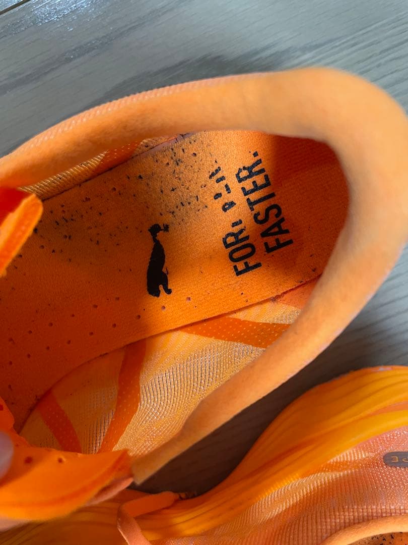 最終価格　プーマ（PUMA）ディヴィエイトニトロエリート3 オレンジ　27センチ