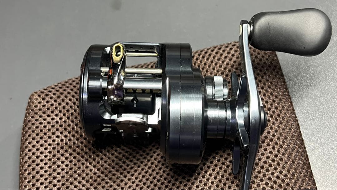 シマノ 24 カルカッタコンクエスト シャローエディション 31HG
