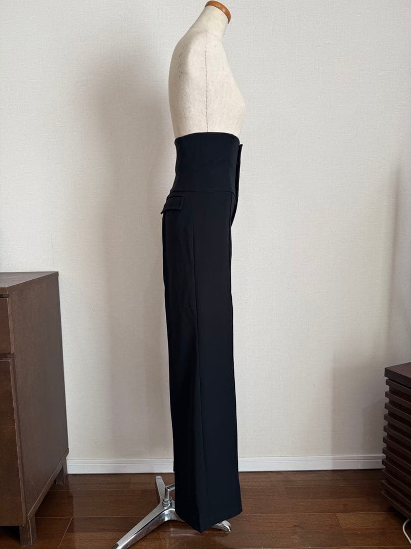 【新品未使用】チャコット　Chacott　ハイウエストパンツ　Sサイズ　黒