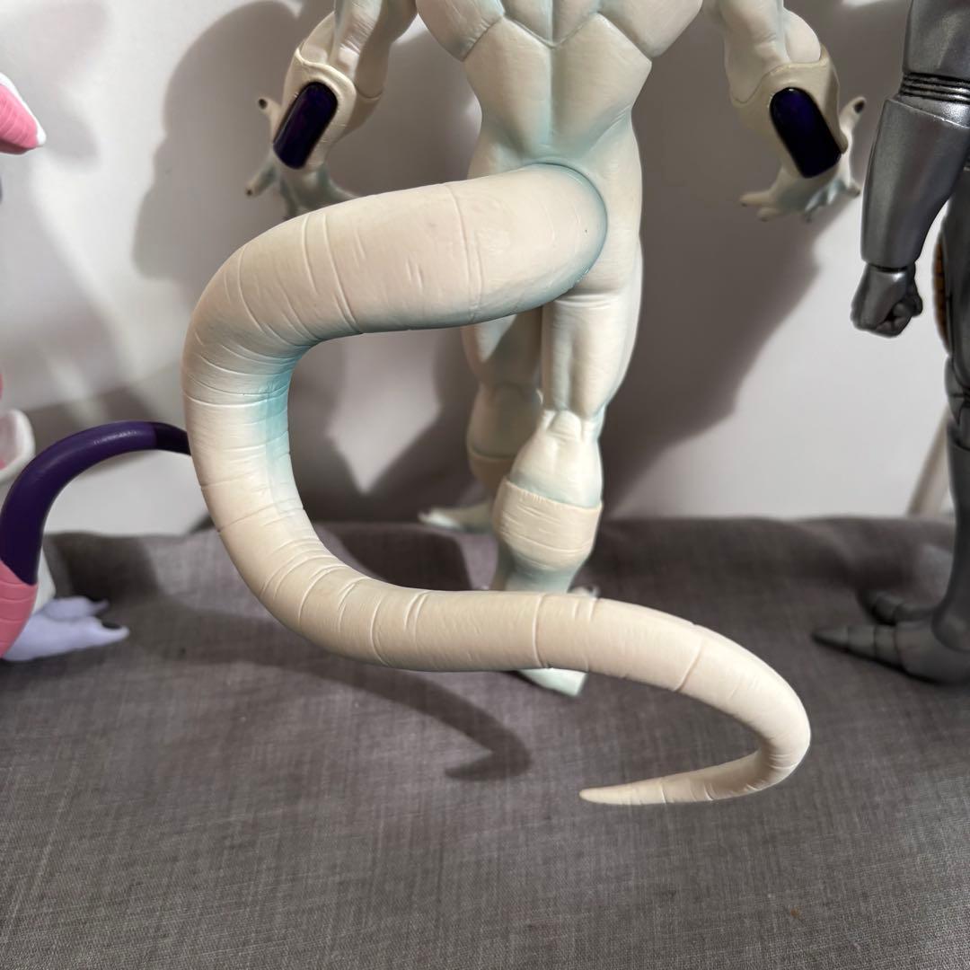 フリーザフィギュア