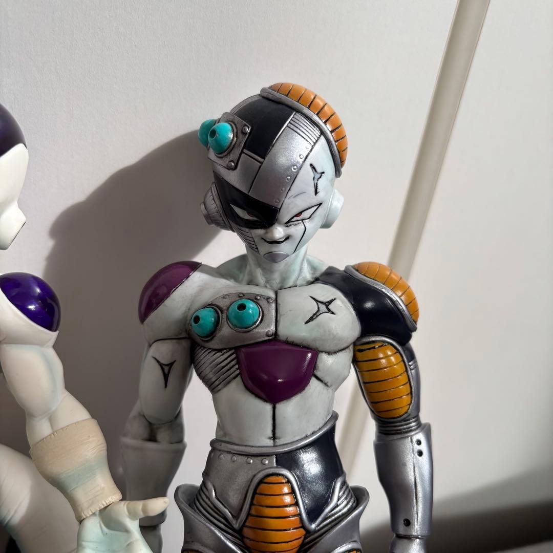フリーザフィギュア