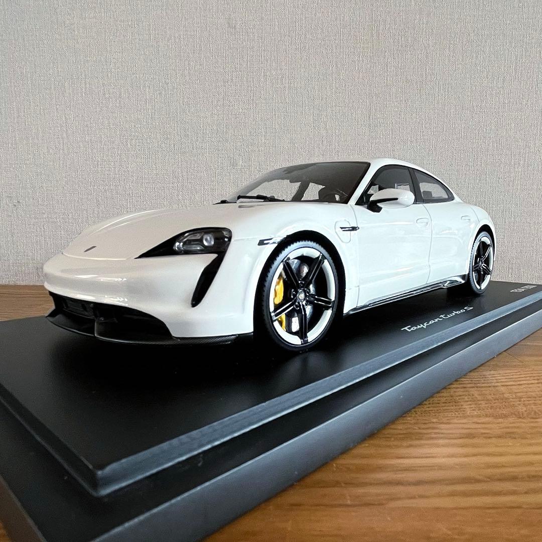 【ミニカー 美品】1/18 ミニチャンプス ポルシェ タイカン ターボ S