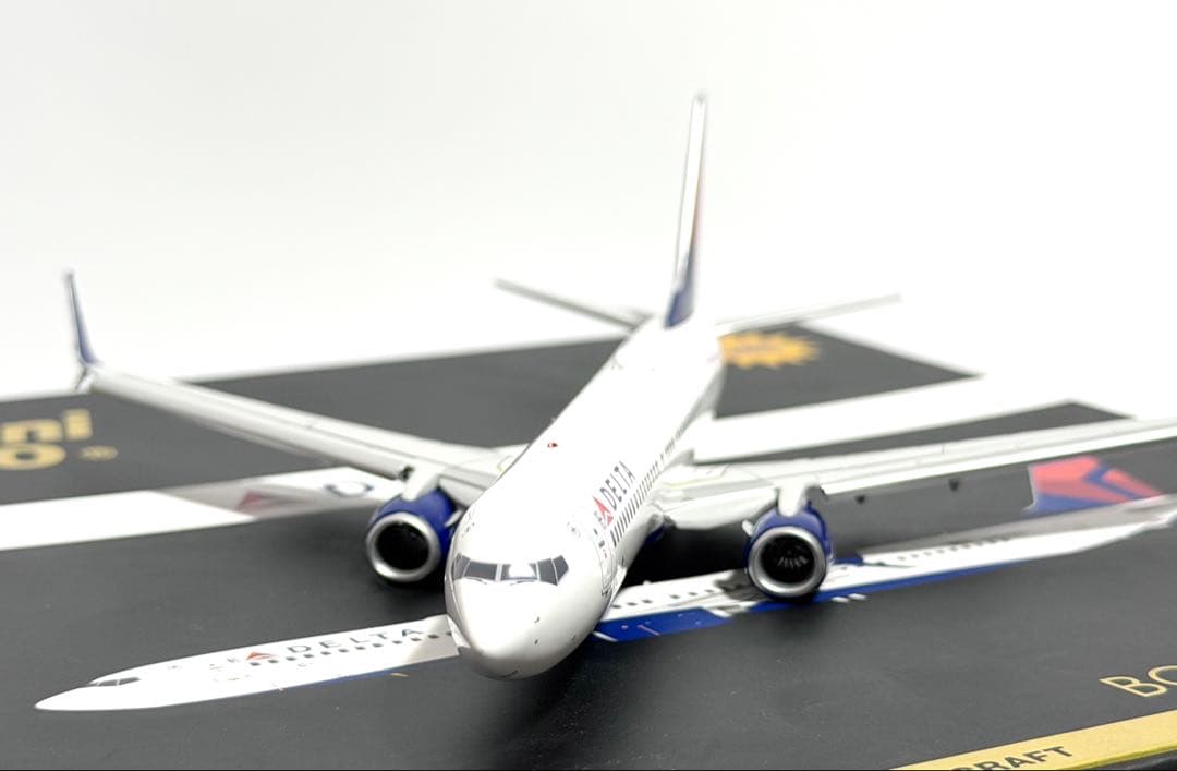 Gemini 1/200 B737-900ER デルタ航空 フラップダウンモデル