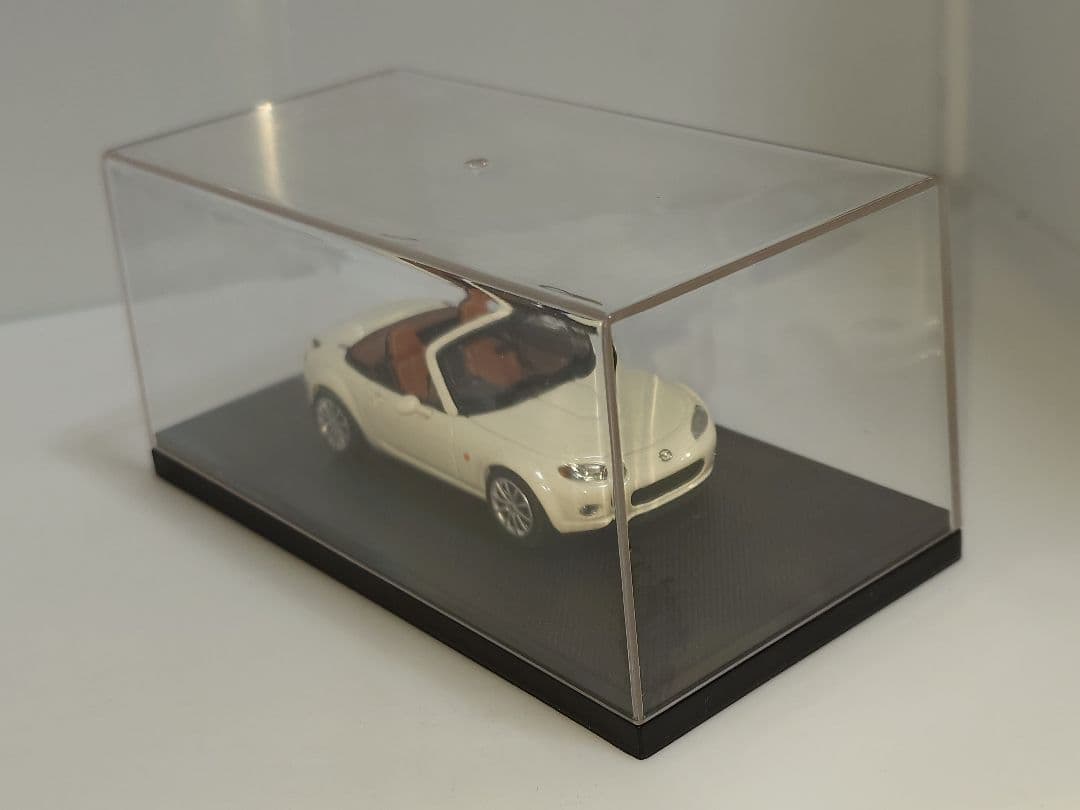 エブロ マツダ NCロードスター 1/43 ミニカー マーブルホワイト