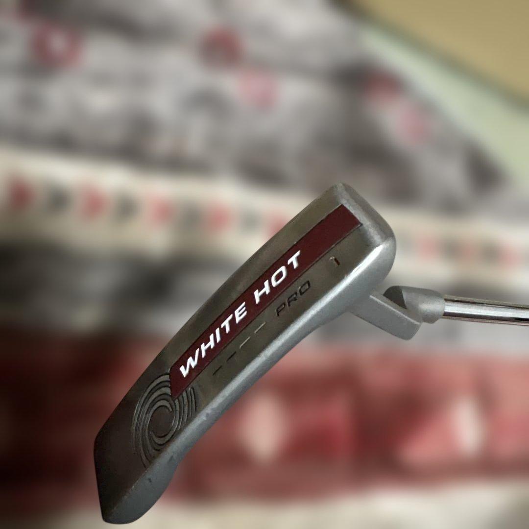 Odyssey White Hot Pro パター
