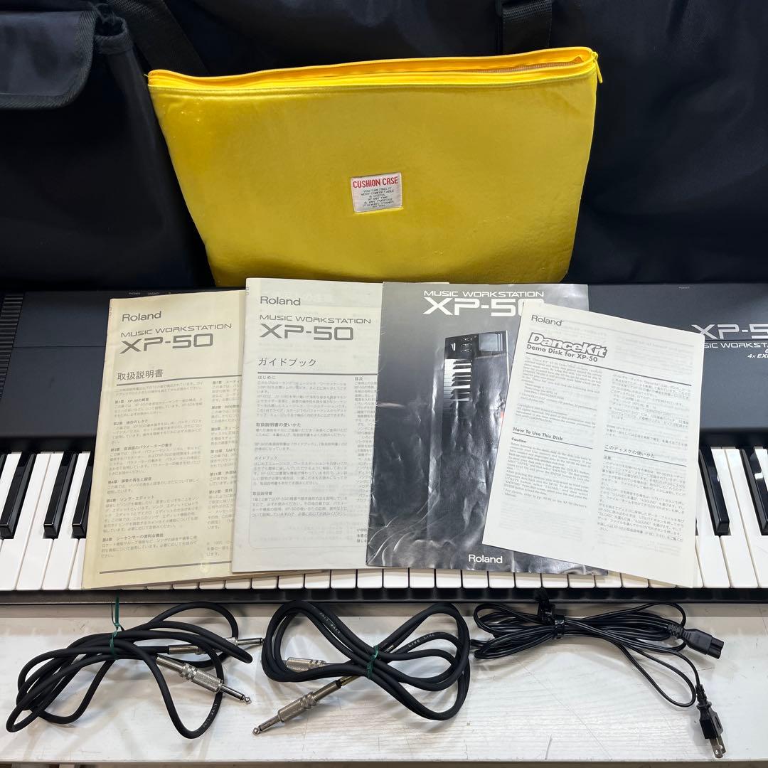 XP-50 ROLAND シンセサイザー キーボード