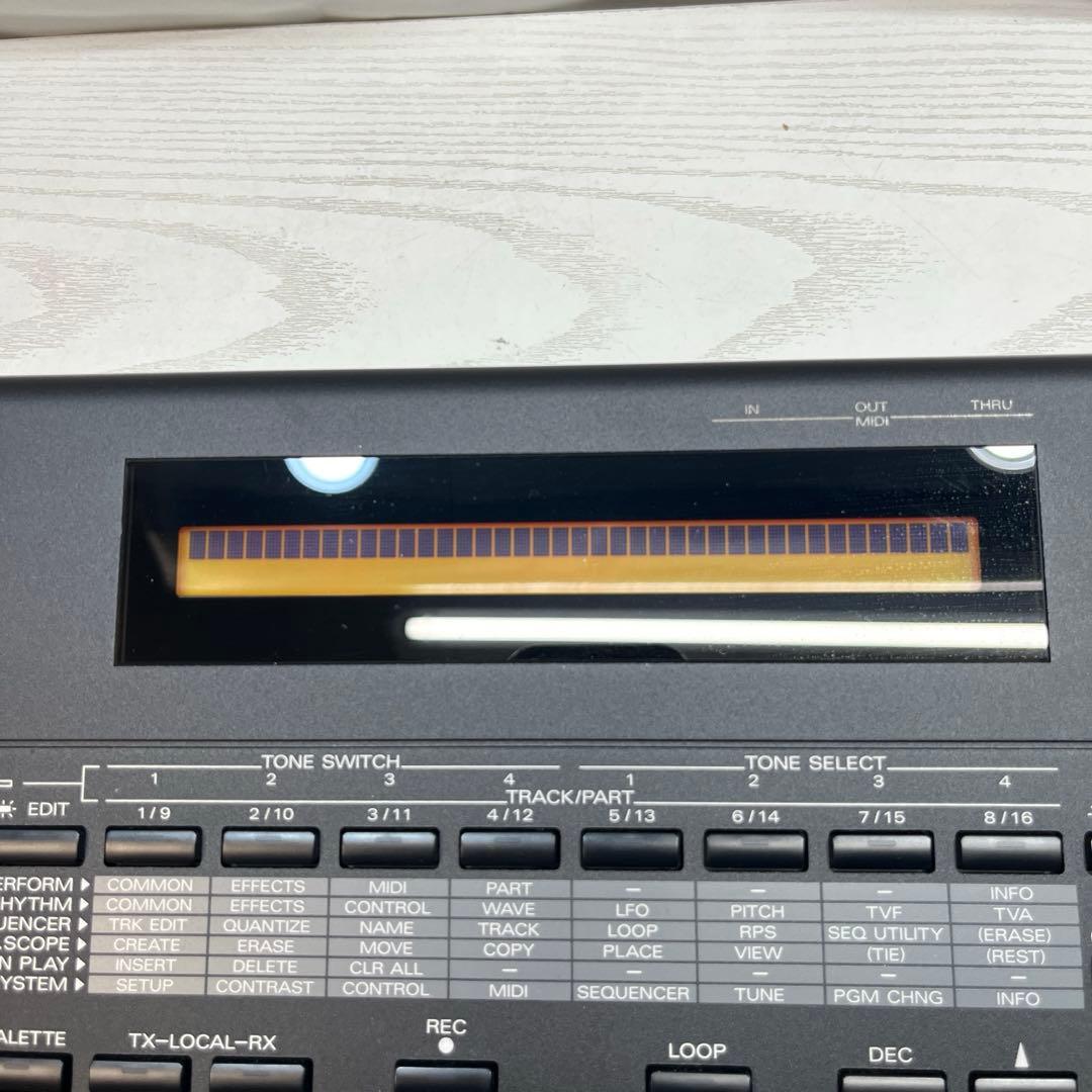 XP-50 ROLAND シンセサイザー キーボード