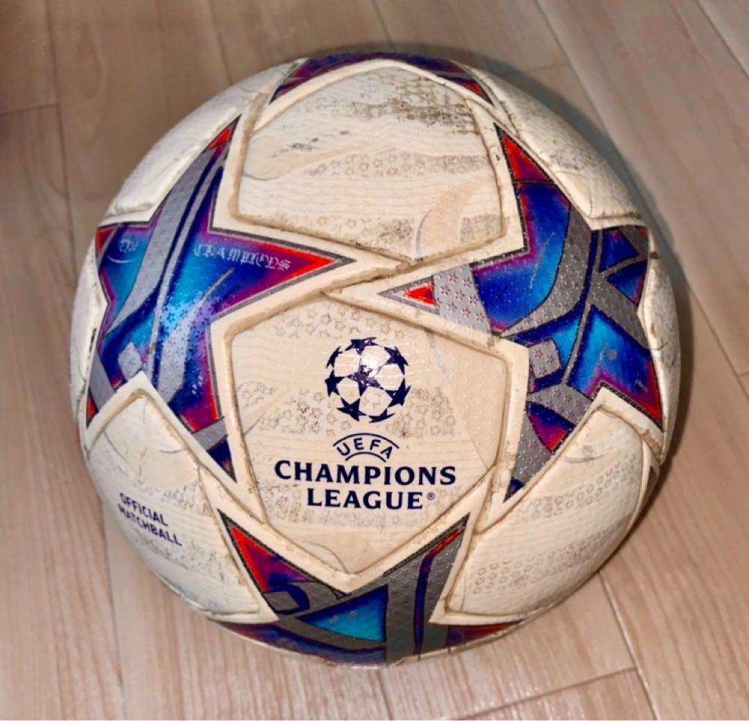 Champions League  公式試合用ボール