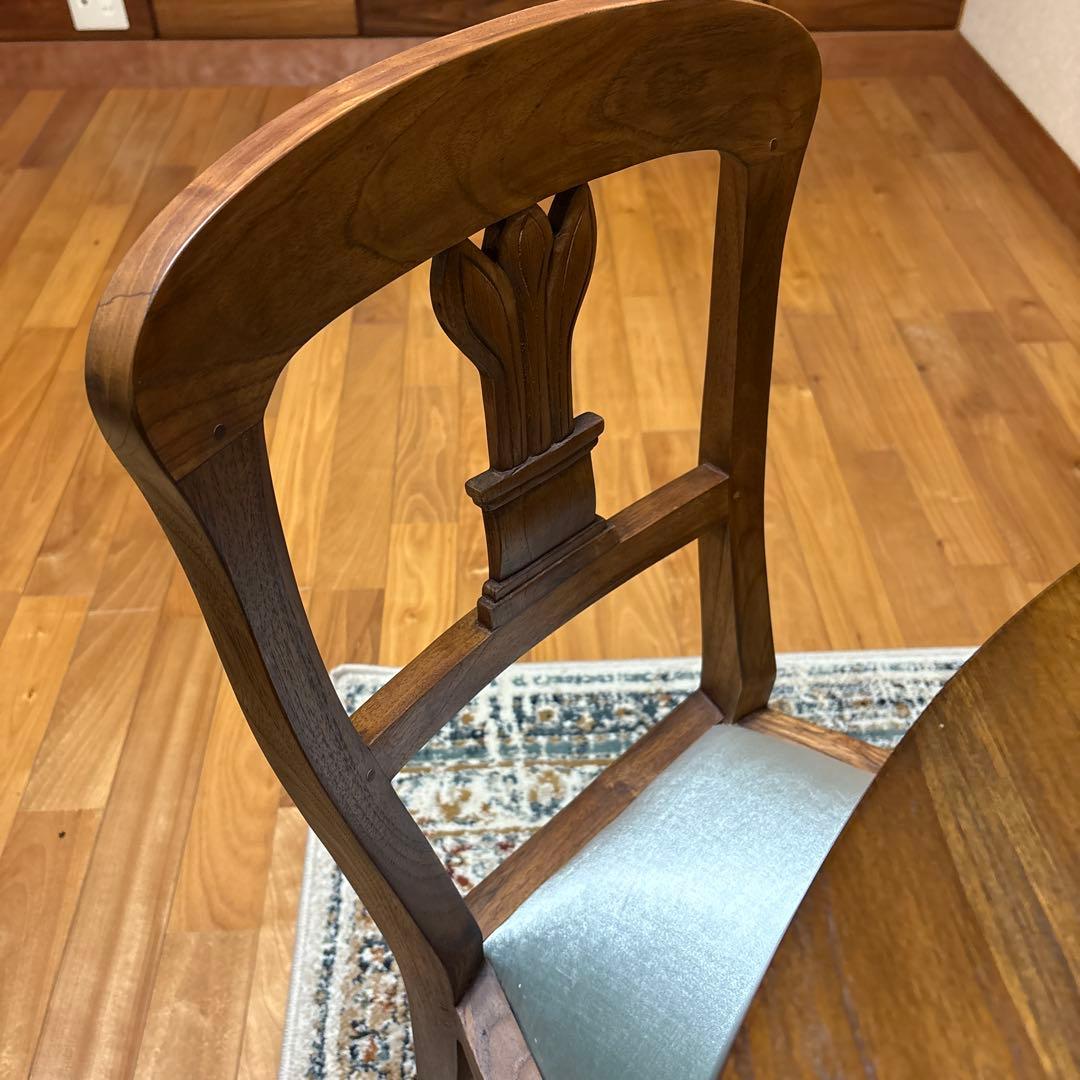 新品未使用　クラシックチェア
