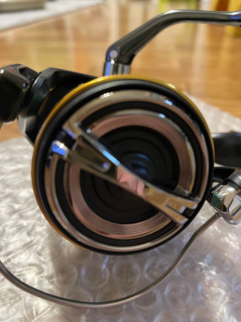 美品　シマノ　22 サハラ　SAHARA C3000