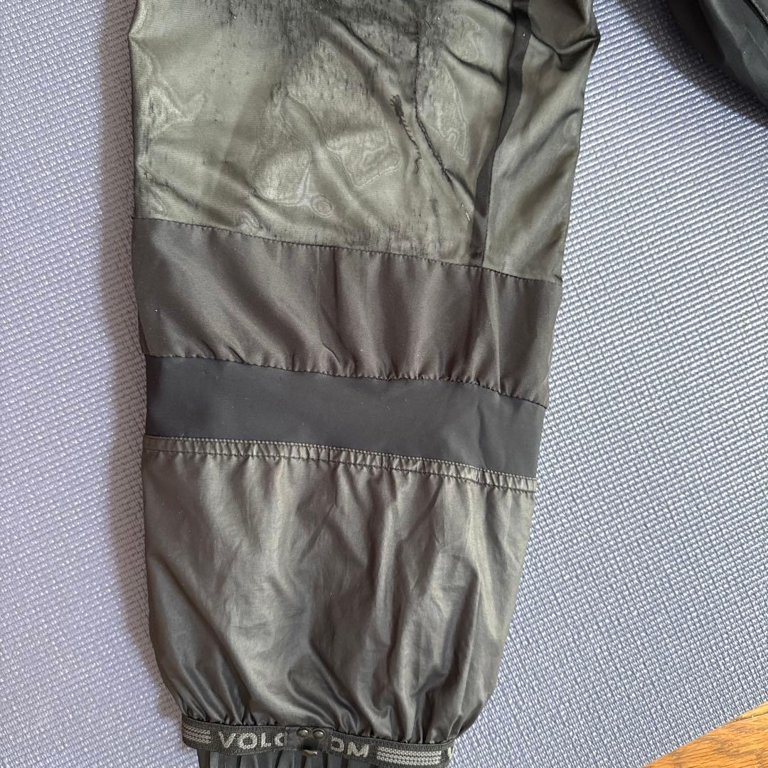 VOLCOM GORE-TEX スノーボードパンツ　Sサイズ（US規格）