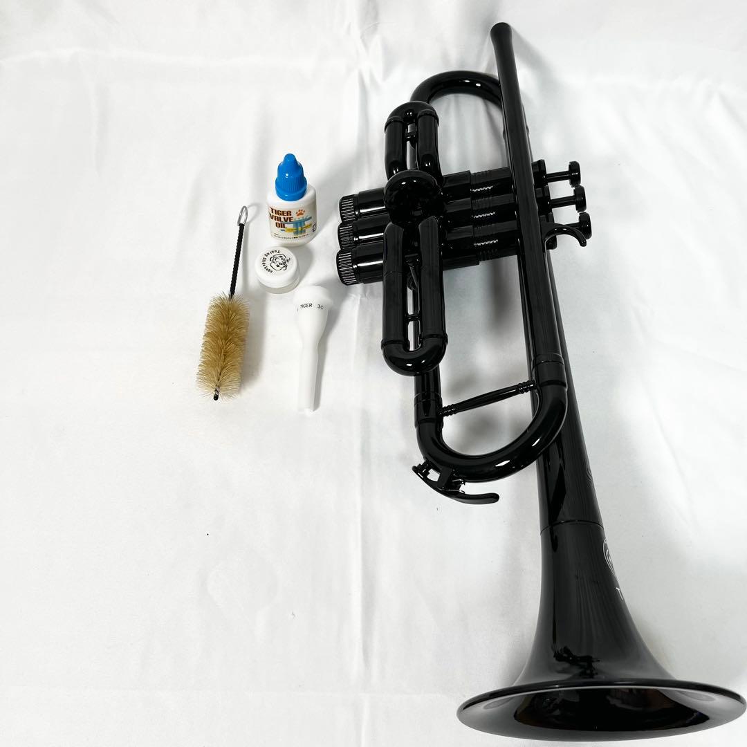 TIGER TRUMPET トランペット ブラック　ケース付