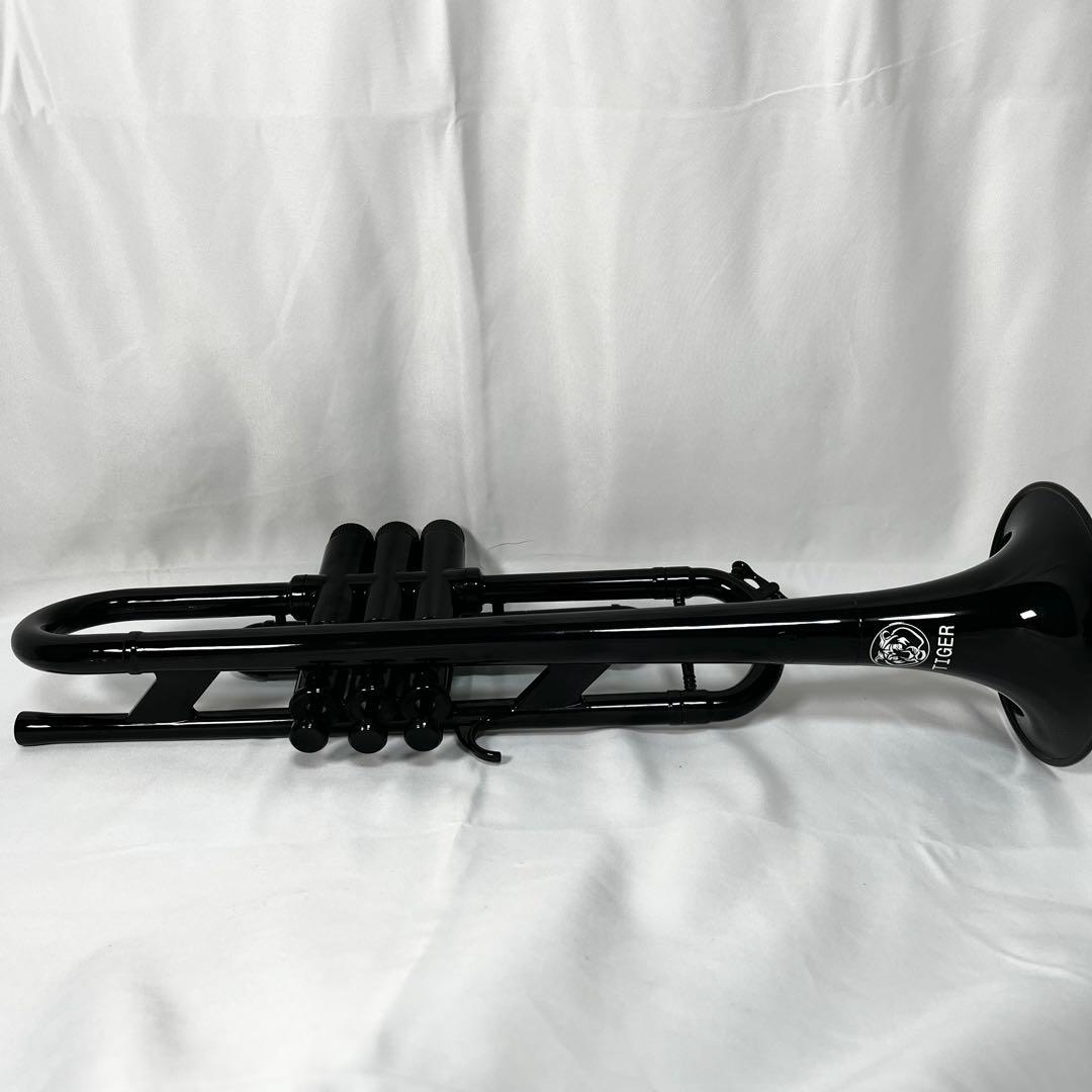 TIGER TRUMPET トランペット ブラック　ケース付