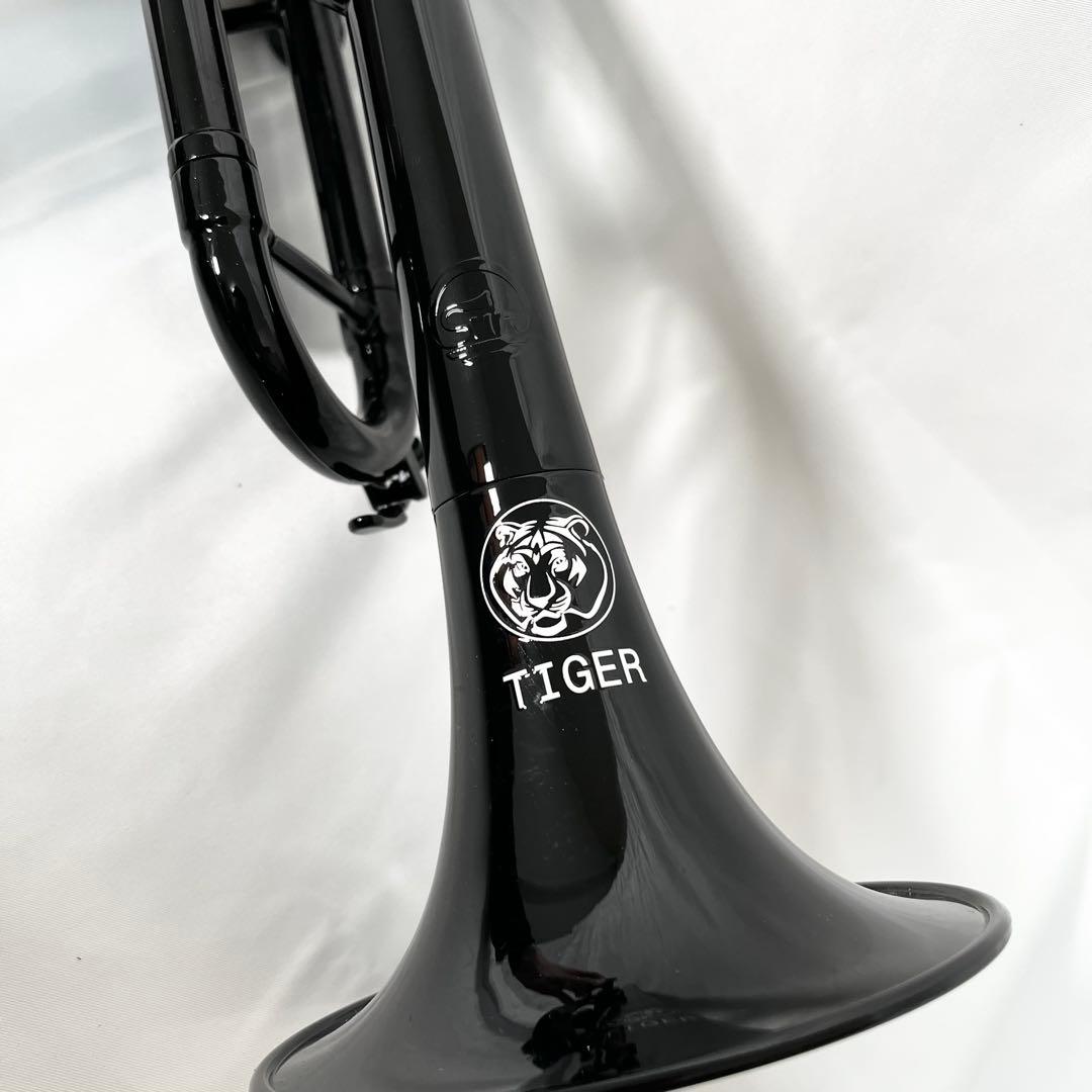 TIGER TRUMPET トランペット ブラック　ケース付
