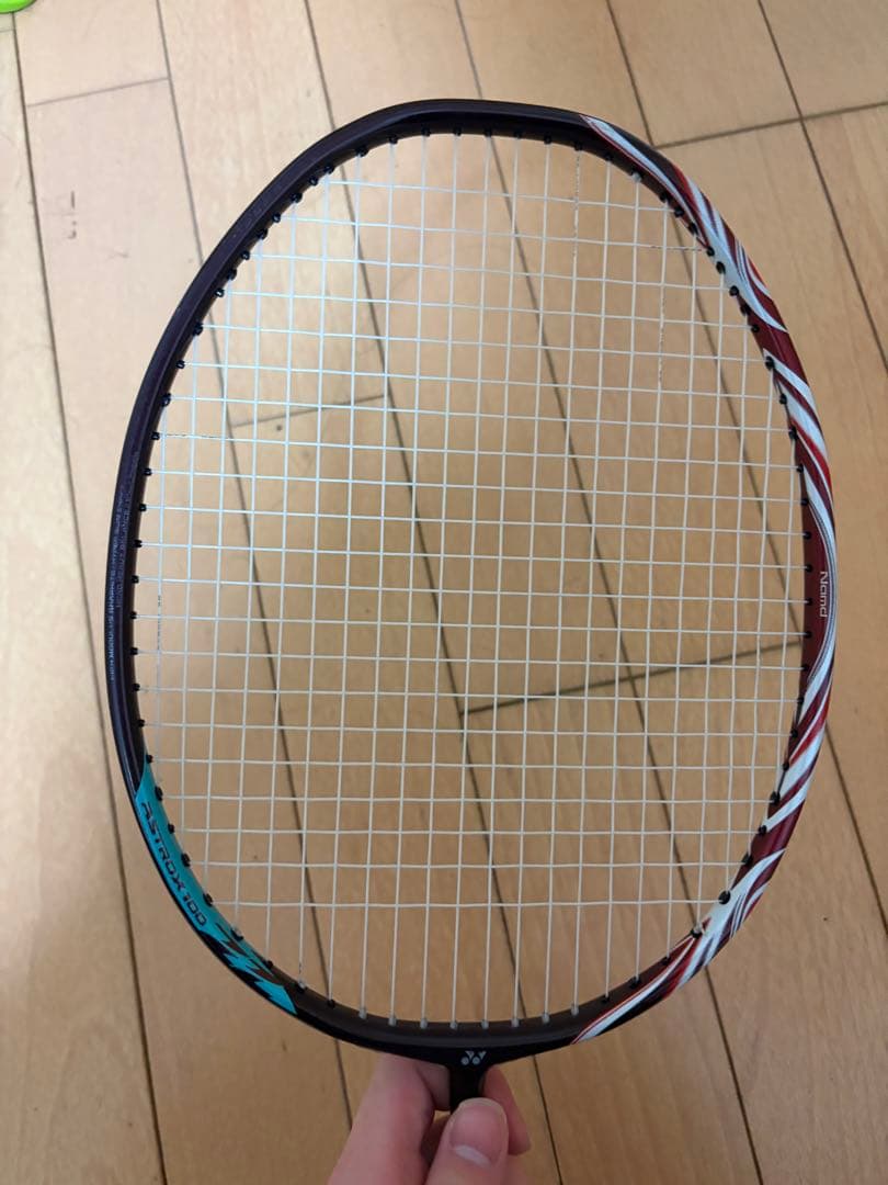 YONEX astrox100zz クレナイ
