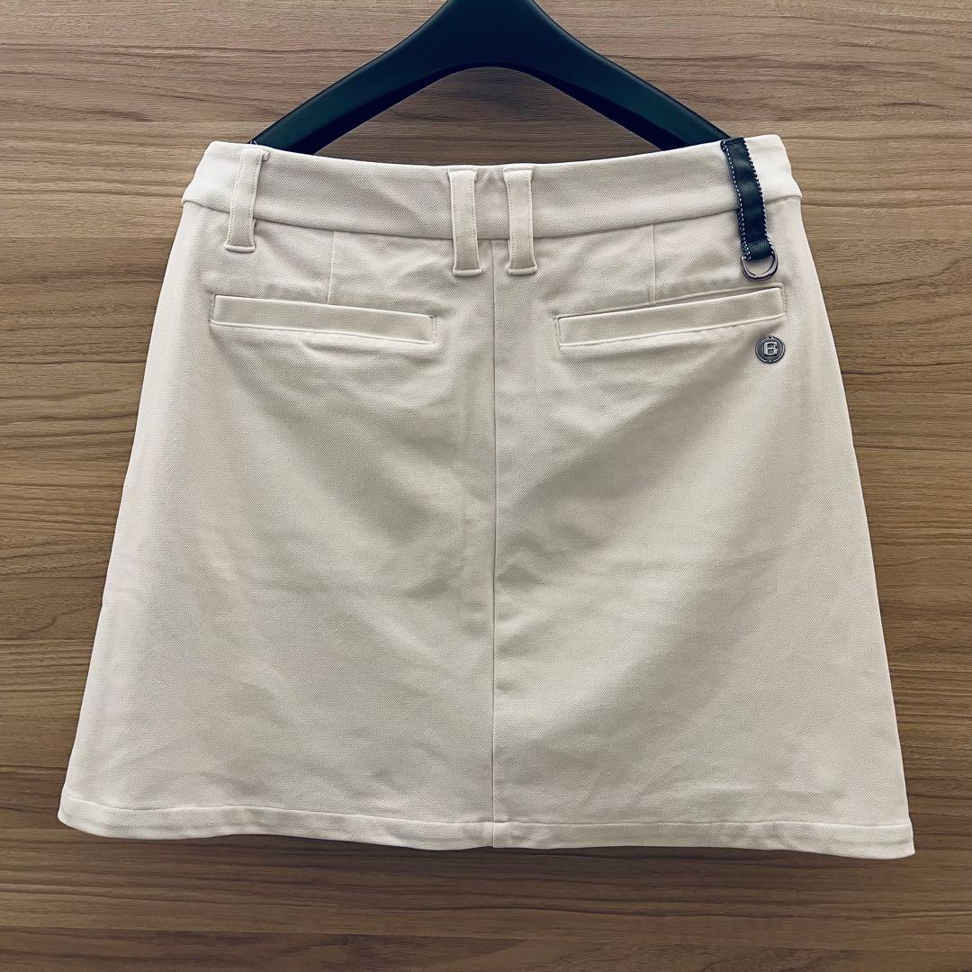 新品＆美品★BRIEFING Sサイズ上下セット 夏ゴルフ シャツ＆スカート黒白