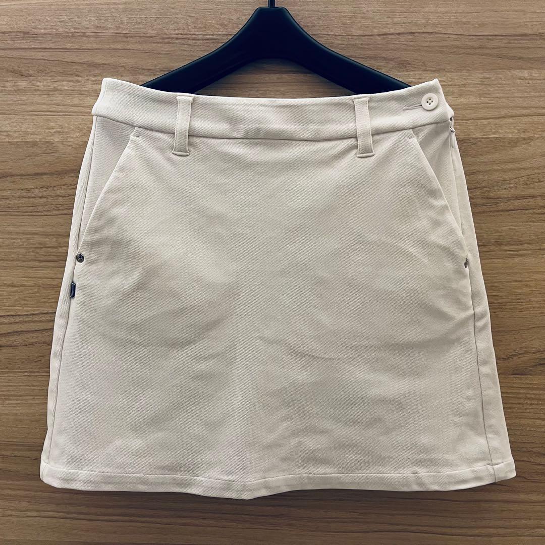 新品＆美品★BRIEFING Sサイズ上下セット 夏ゴルフ シャツ＆スカート黒白